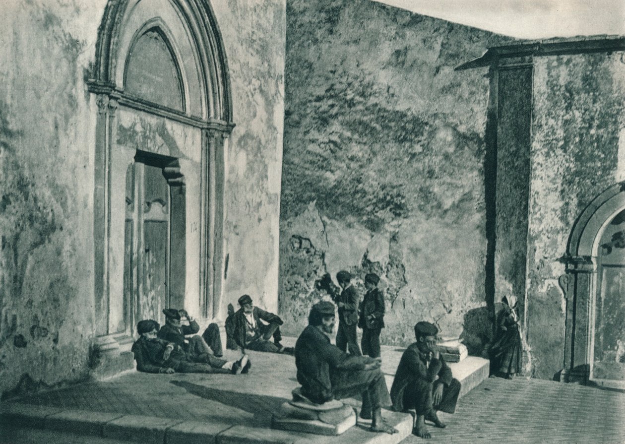 Hviler utenfor en kirke, Taormina, Sicilia, Italia, 1927 av Eugen Poppel