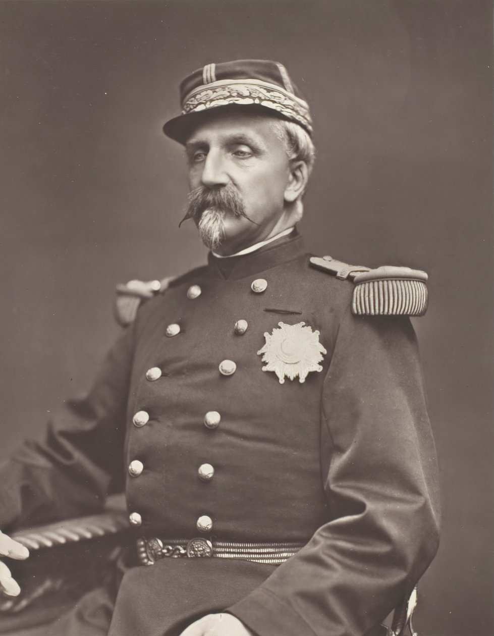 hertug av Aumale, 187678. av Eugene Appert