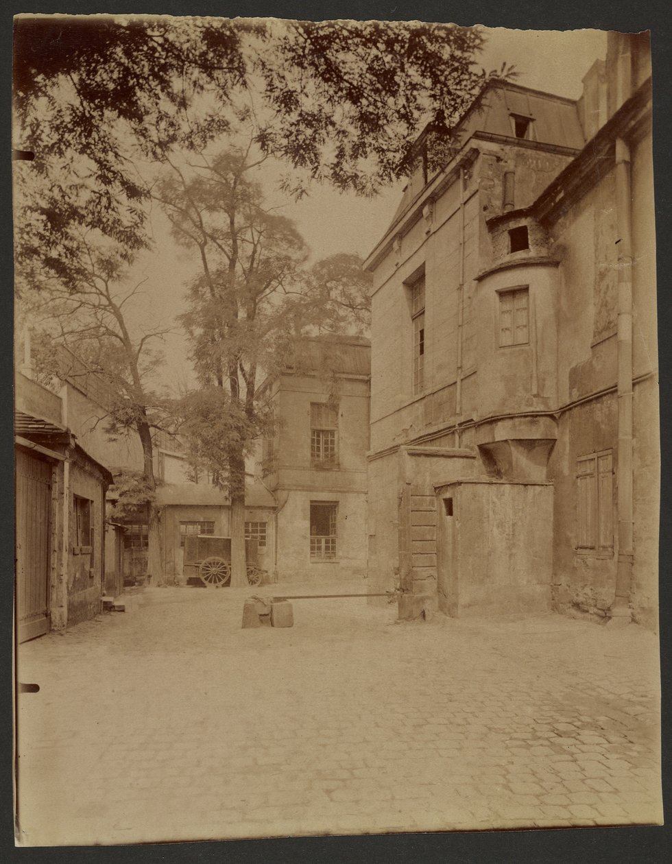 Tidligere karmelittkloster, Hôtel Lavalière, vil forsvinne, rue Saint-Jacques av Eugène Atget