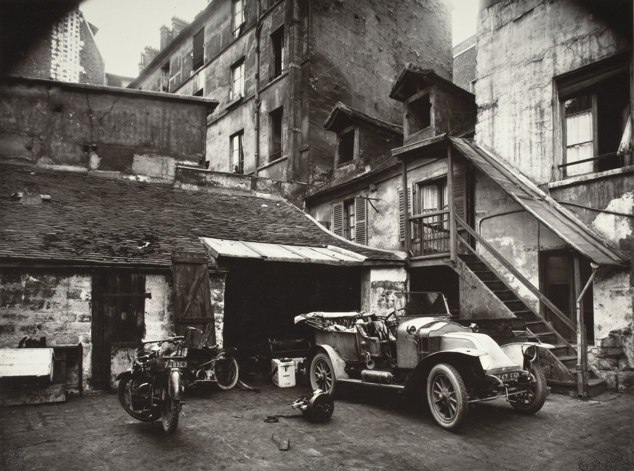 Gårdsrom, Rue de Valence av Eugène Atget