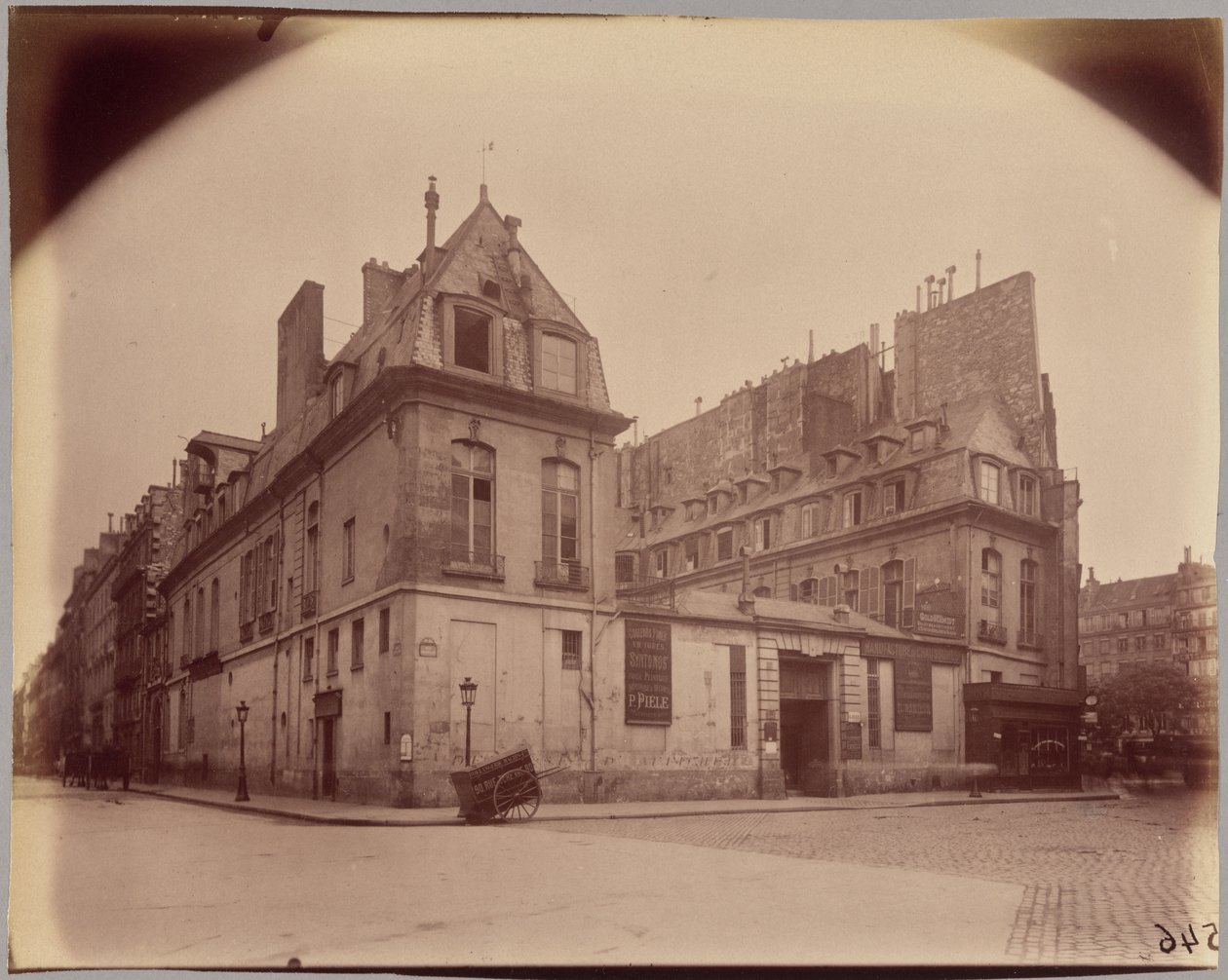 Hotel des Marquis de Paroy, 83 rue Charlot av Eugène Atget