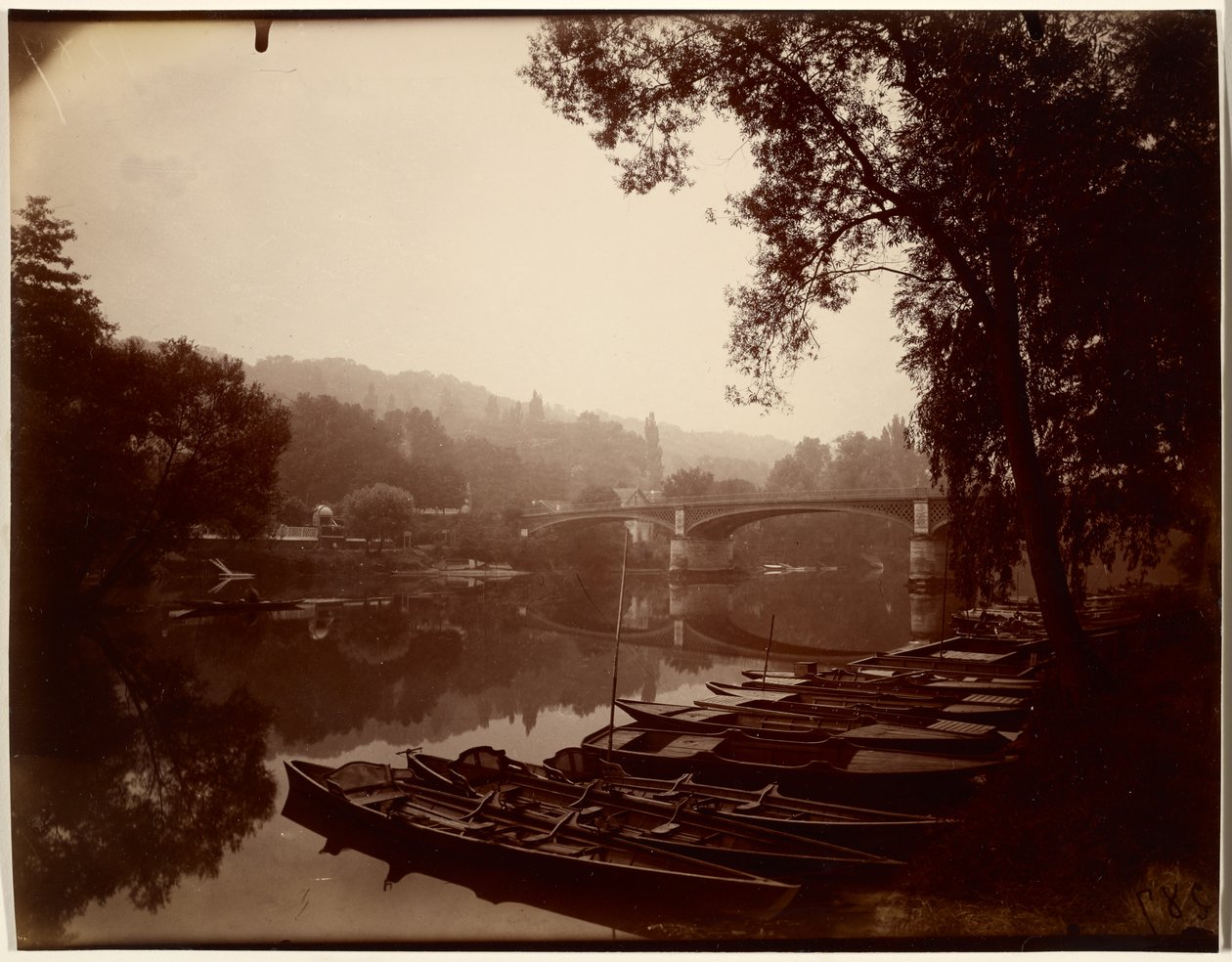 Marne ved La Varenne av Eugène Atget