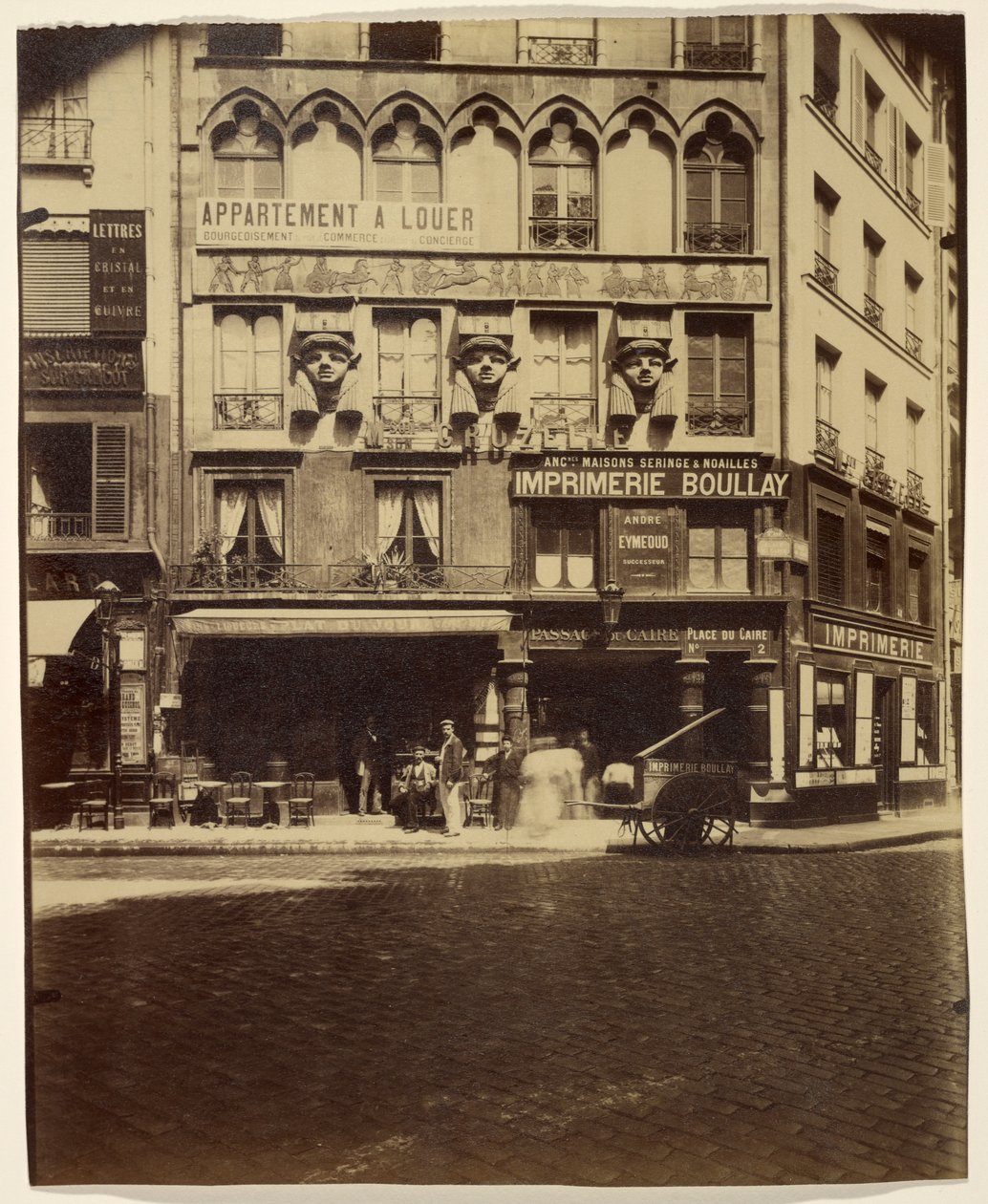 Hus, Place du Caire 2 (bygning, Place du Caire) av Eugène Atget