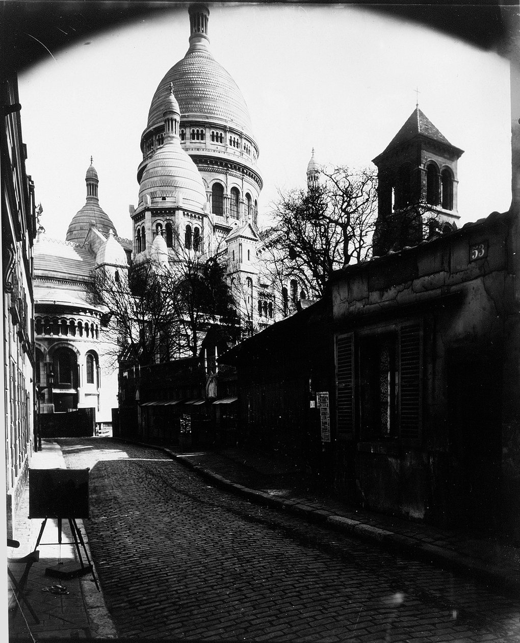 Paris, Basilica of the Sacred Heart, ca. 1900 (gelatinsølvtrykk) av Eugène Atget
