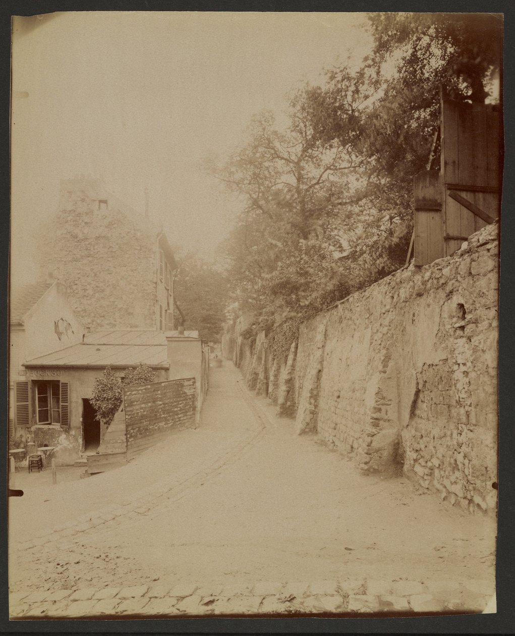 Rue Saint-Vincent, Montmartre av Eugène Atget