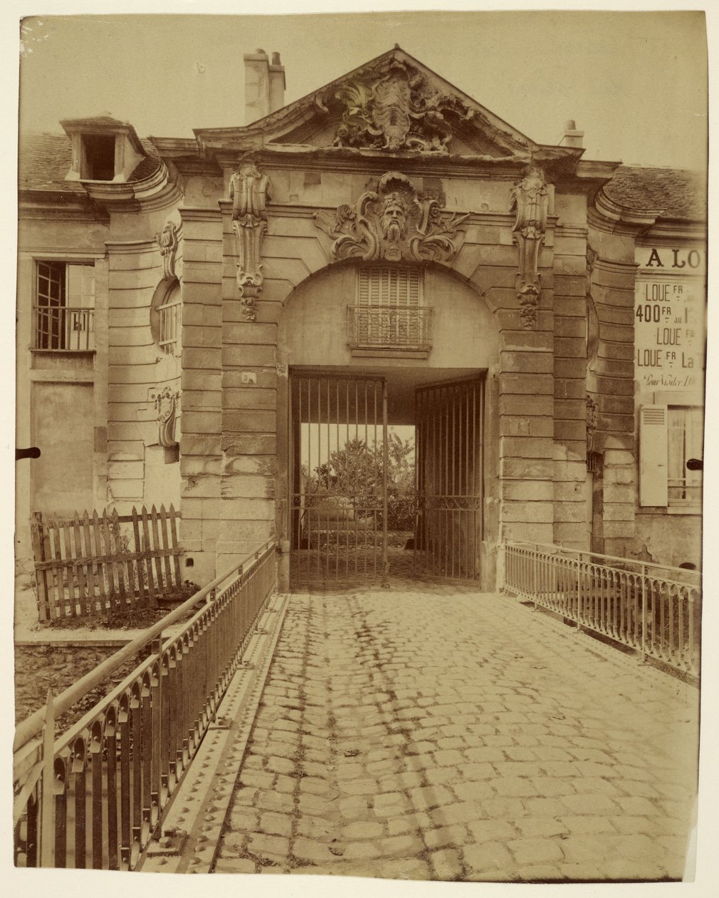 Stains, tidligere pied-à-terre for hertugene av Orléans av Eugène Atget