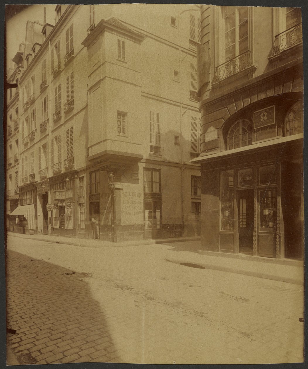 Tårnet rue Saint Paul. Sies å ha vært arbeidsrommet til Botal, legen til Henrik III. av Eugène Atget