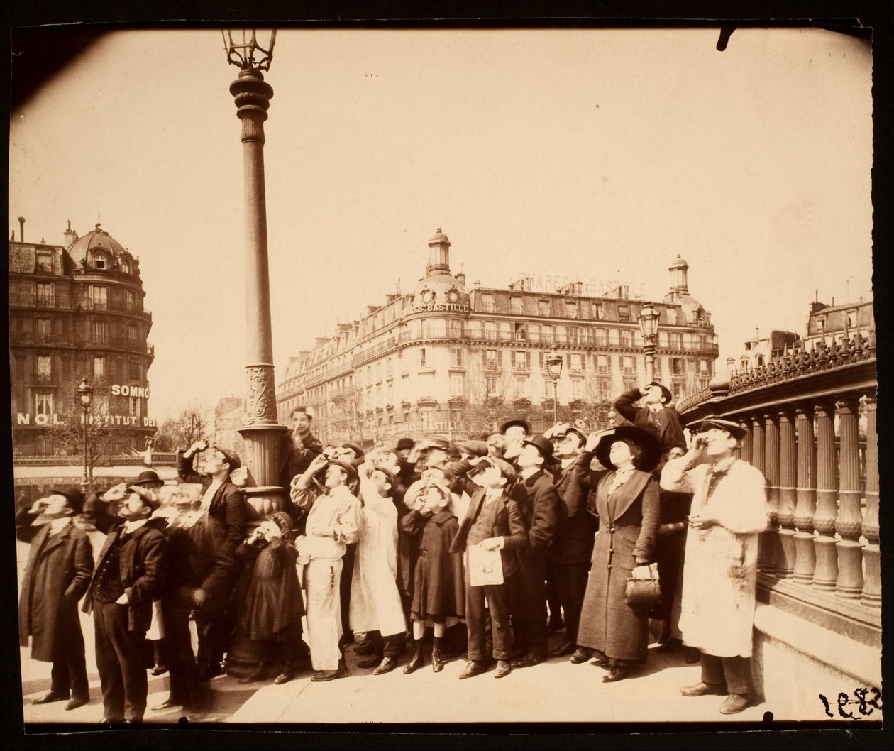 Formørkelsen, april 1912 av Eugène Atget