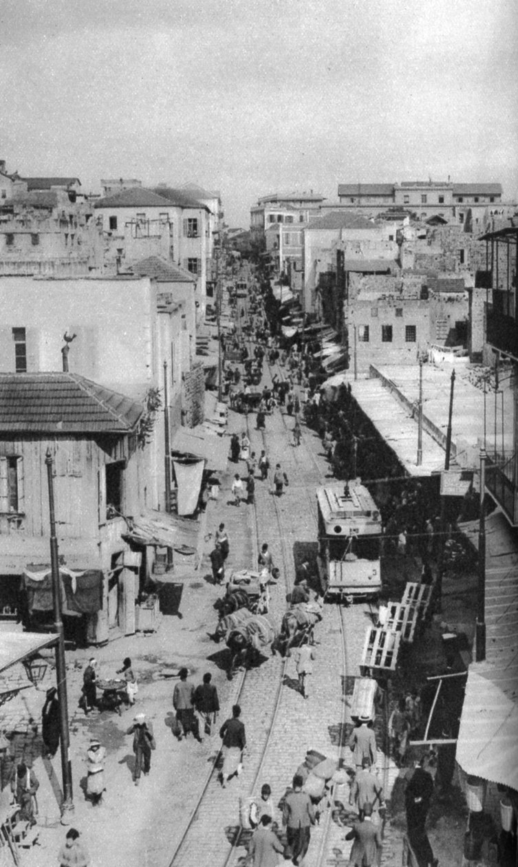 Gatebilde, Beirut, Libanon, c1924 av Ewing Galloway