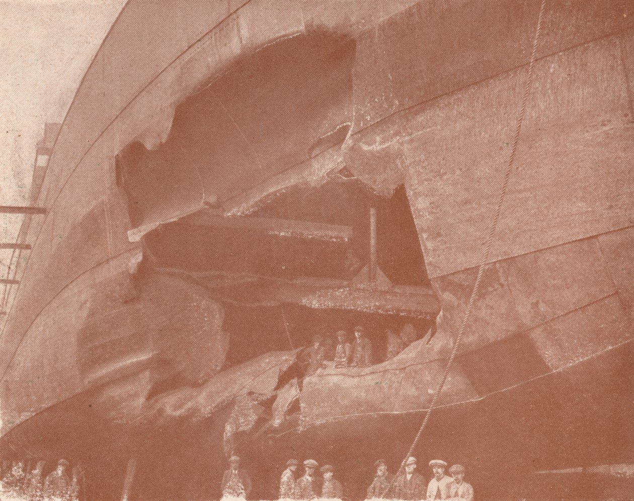 Den dødelige effekten av en torpedo, c1917 1919 av FC Coleman