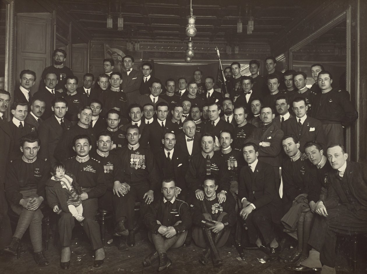  av Fedele Azari