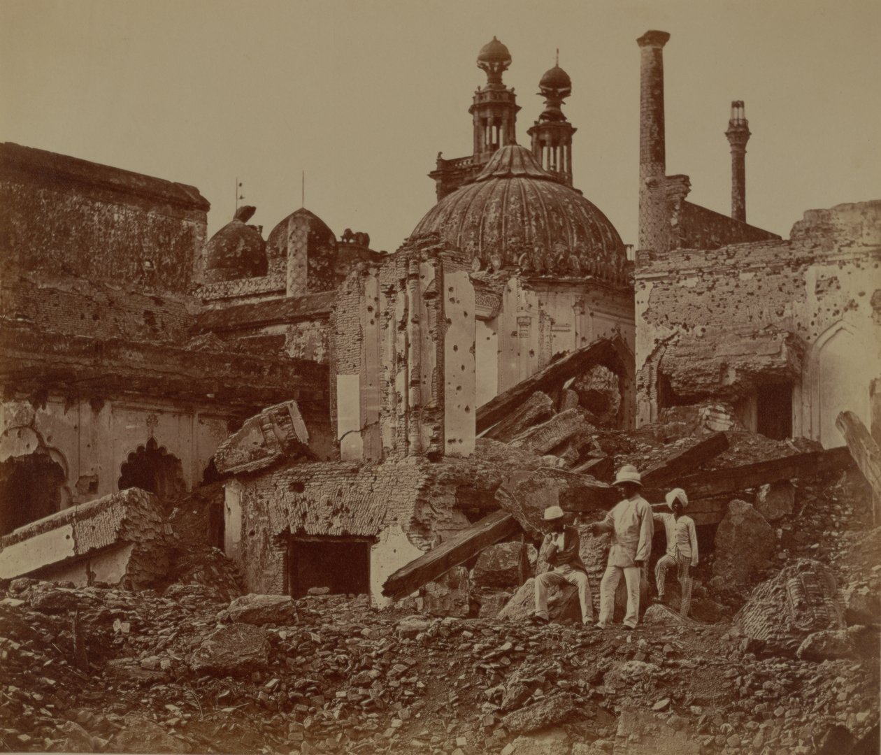 Fort Lucknow etter det indiske mytteriet, 1857 av Felice Beato