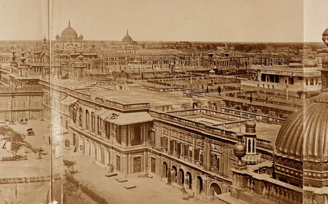 Panoramautsikt over gårdsplassene til Residency, Lucknow av Felice Beato