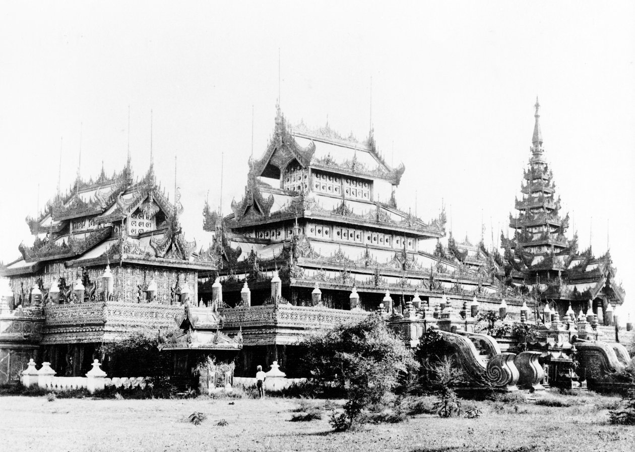 Sølvkyaung av dronning Soopyalat, Mandalay, ca. 1890 av Felice Beato