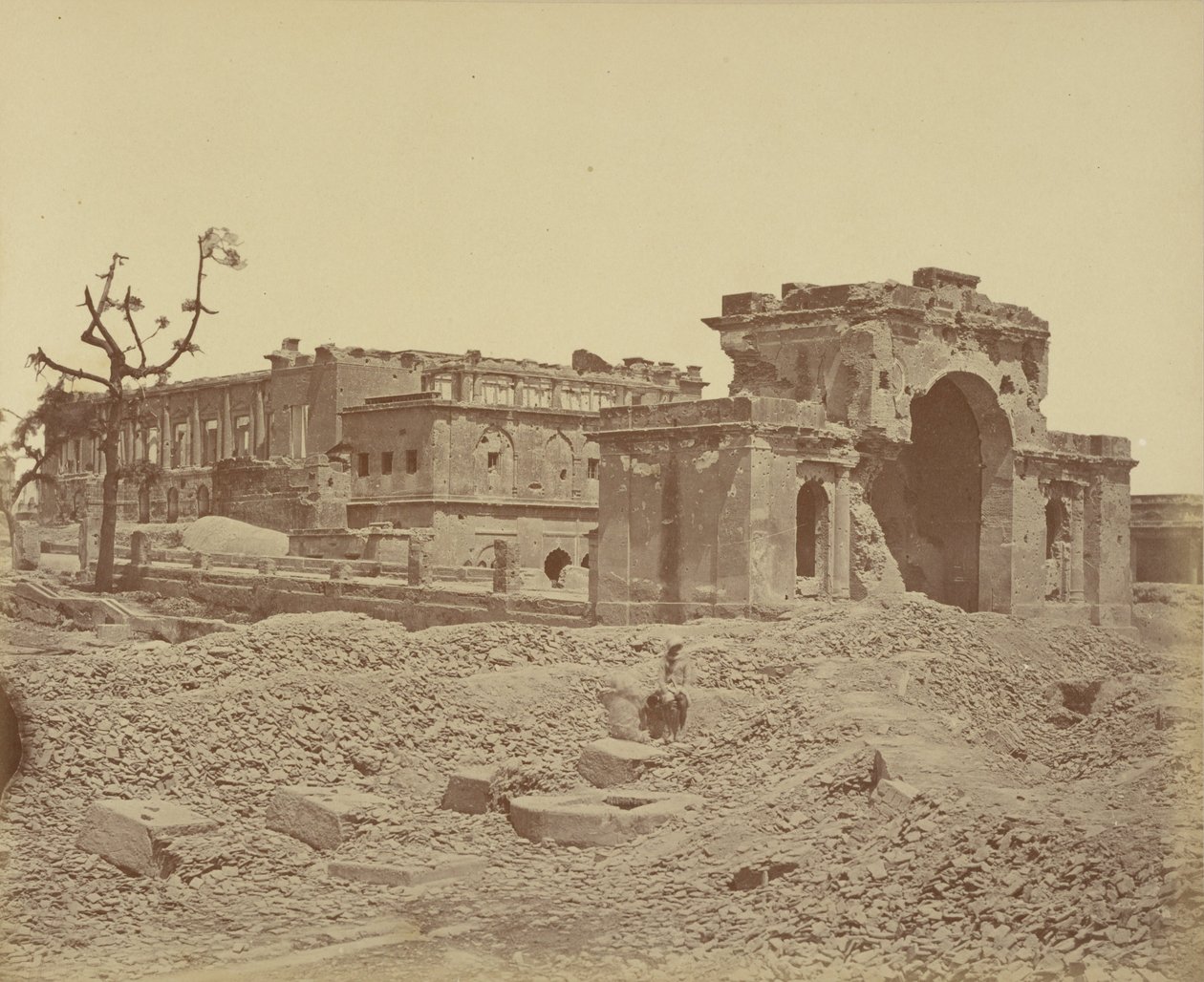 Gateway og banketthall, Lucknow av Felice Beato