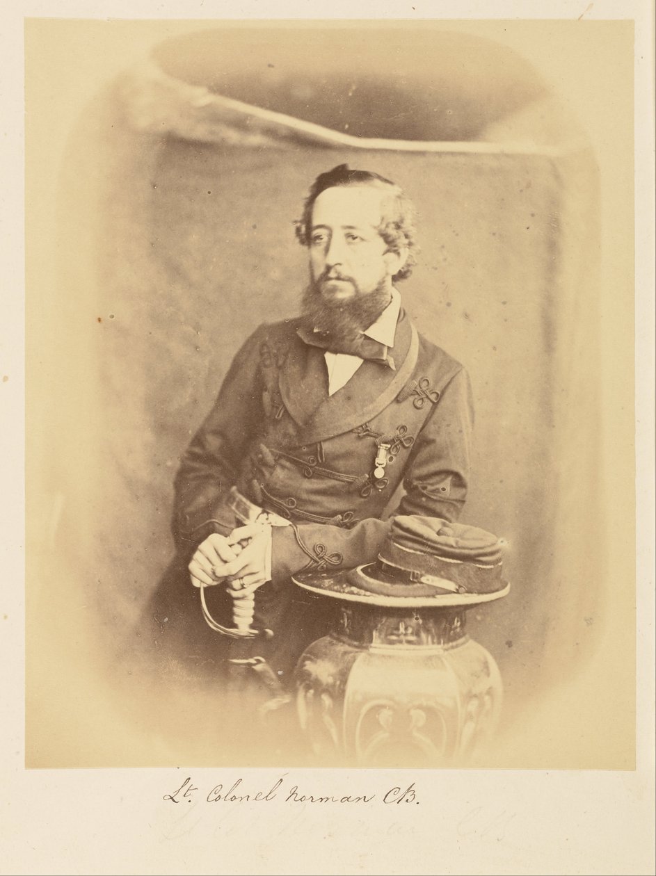 Oberstløytnant Norman, C.B. av Felice Beato