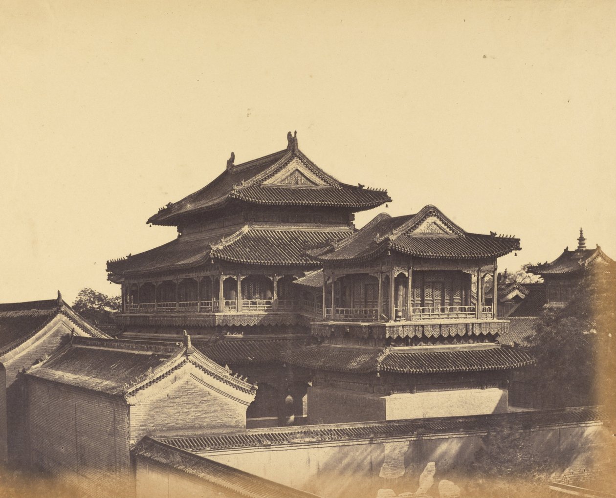 Konfucius -tempelet, Pekin, oktober 1860 av Felice Beato