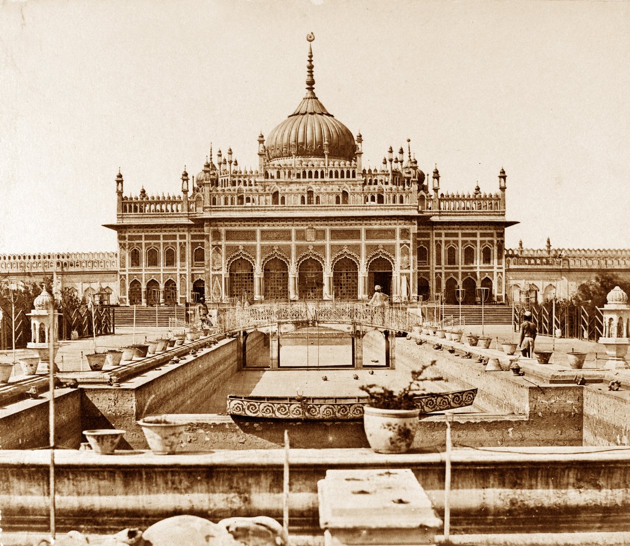 Husainabad Imambara og graven til Muhammad Ali Khan, Lucknow av Felice Beato