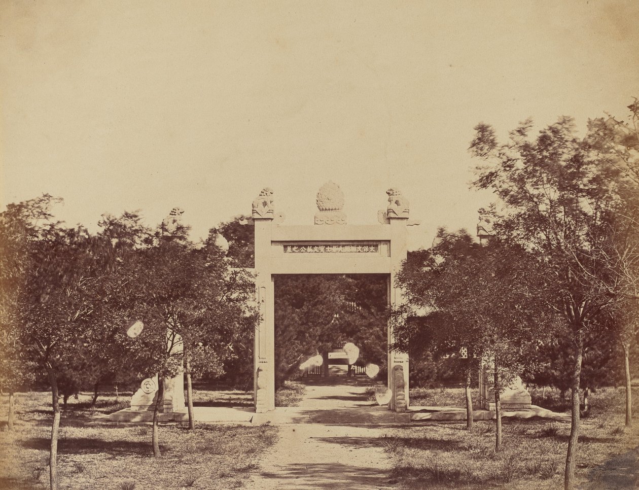 Grav nær Palichian, åstedet for begynnelsen av angrepet 21. september 1860 av Felice Beato
