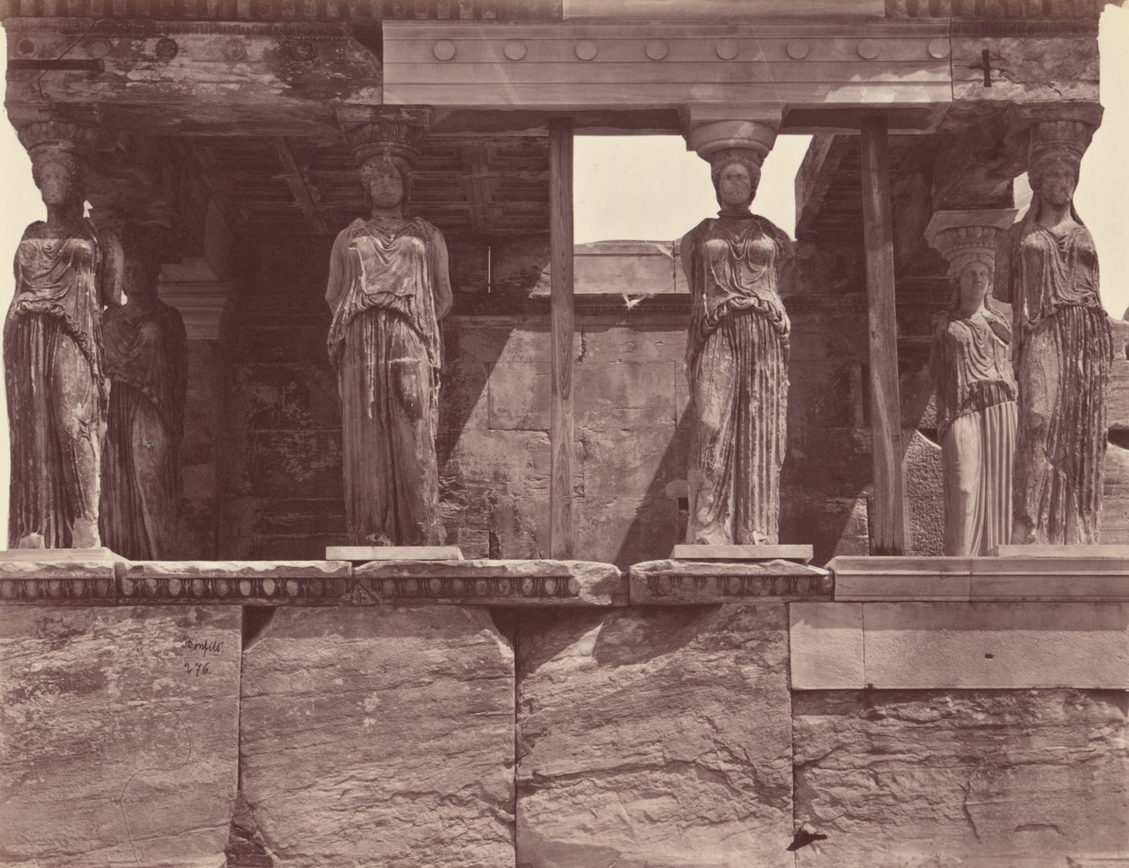 Karyatidene ved Erechtheion-tempelet - Athen av Félix Bonfils