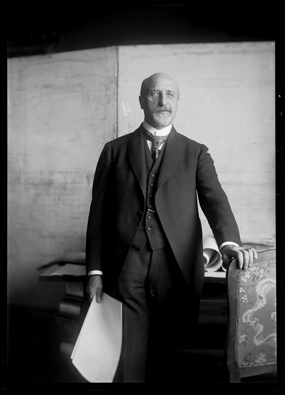  av Ferdinand Schmutzer