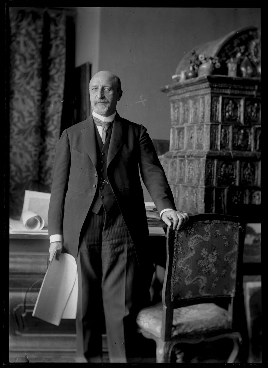  av Ferdinand Schmutzer