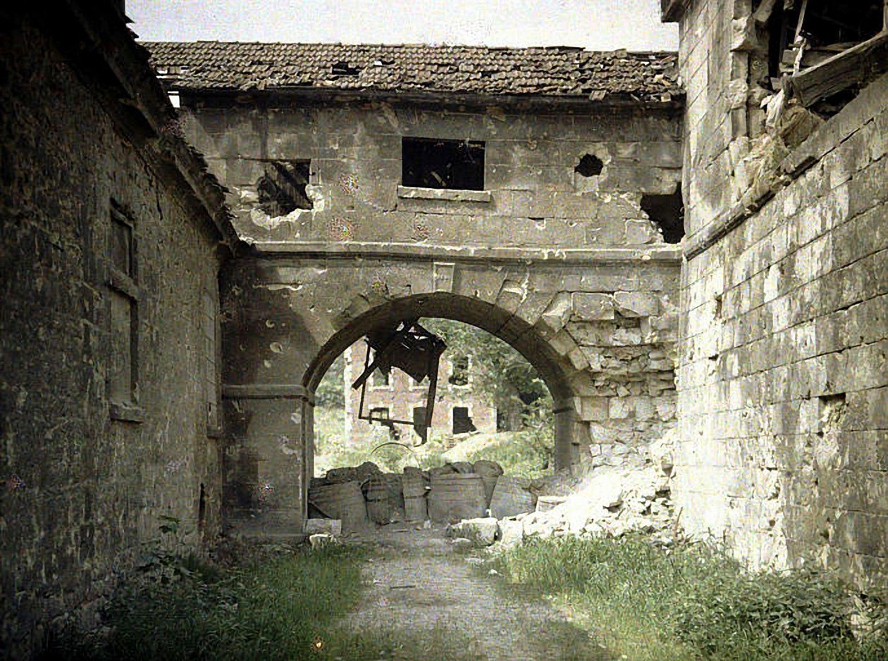 Glassfabrikk, Vauxrot, Cuffies, Aisne, Frankrike, 1917 (autokrom) av Fernand Cuville