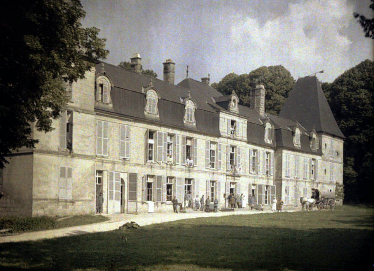 Soldater ved Chateau Vauxbuin, brukt av den franske hæren som sykehus, Soissons, Aisne, Frankrike, 1917 (autokrom) av Fernand Cuville