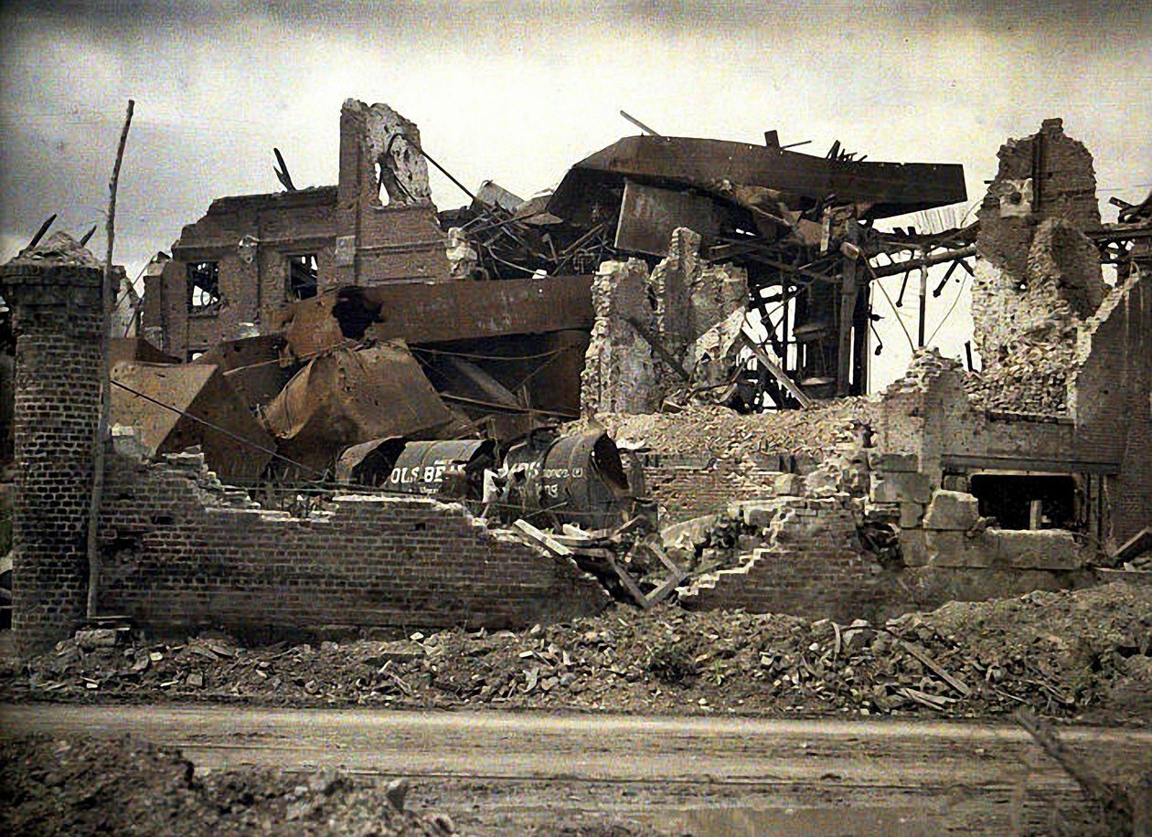 Ruiner, Aisne, Frankrike, 1917 (autokrom) av Fernand Cuville