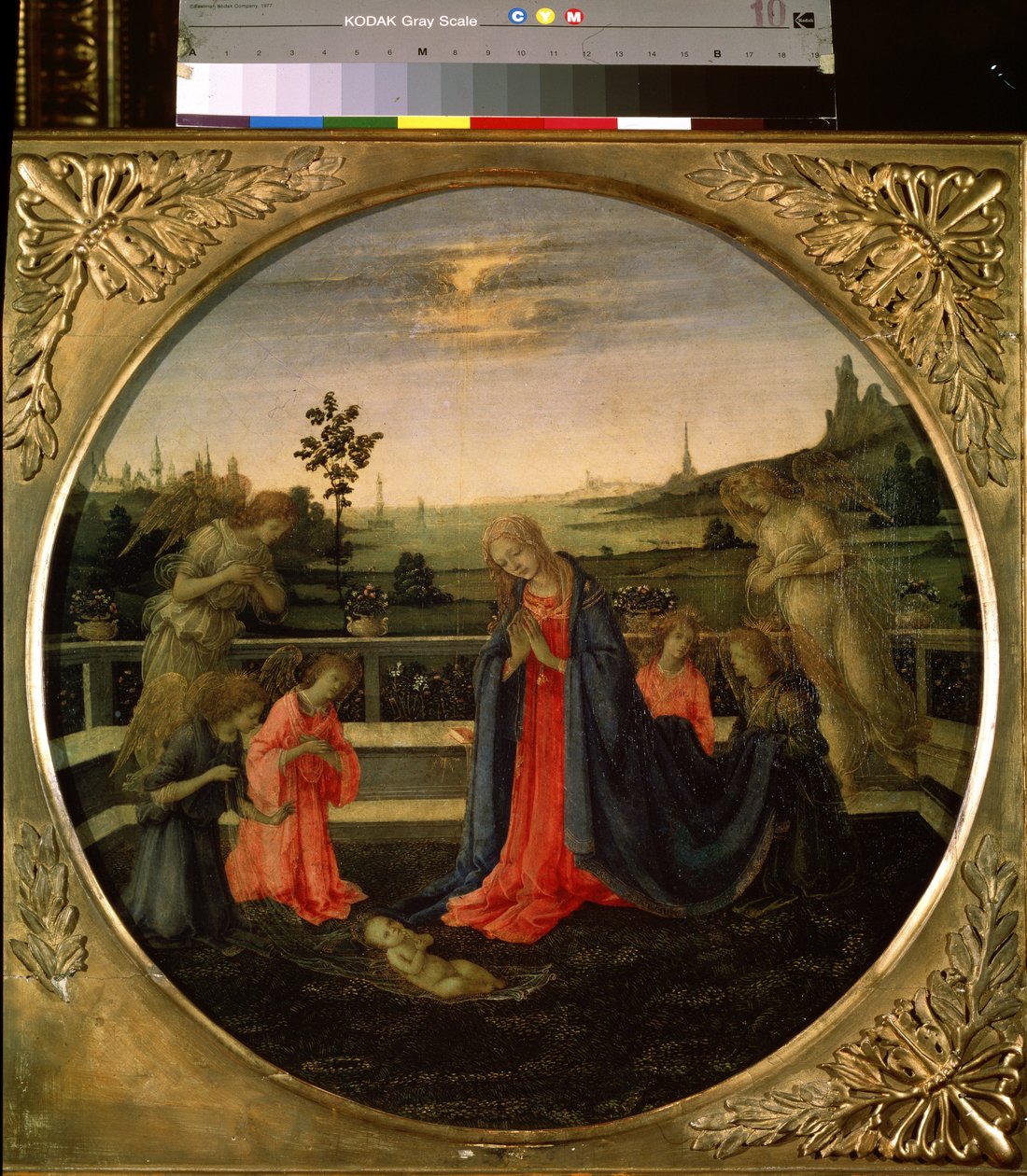 Tilbedelsen av Kristusbarnet. Jesus Kristus-barn forgudet av jomfru Maria og englene. Maleri av Filippino Lippi (1457-1504), ca 1480. Tempera på kobber. Florentinsk kunst, renessanseperiode. Eremitasjemuseet, Saint Pet av Filippino Lippi