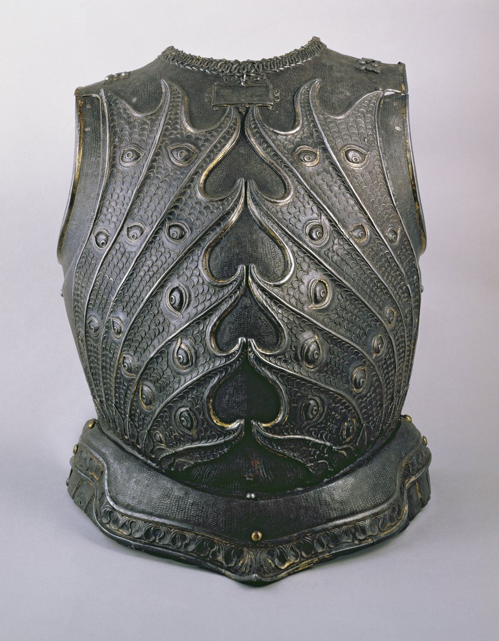Pansret brystplate (metall) av Filippo Negroli