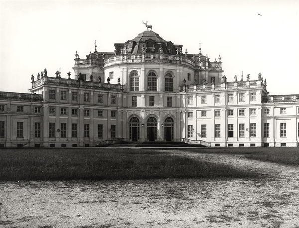 Jakt Mansion av Filippo or Juvara Juvarra