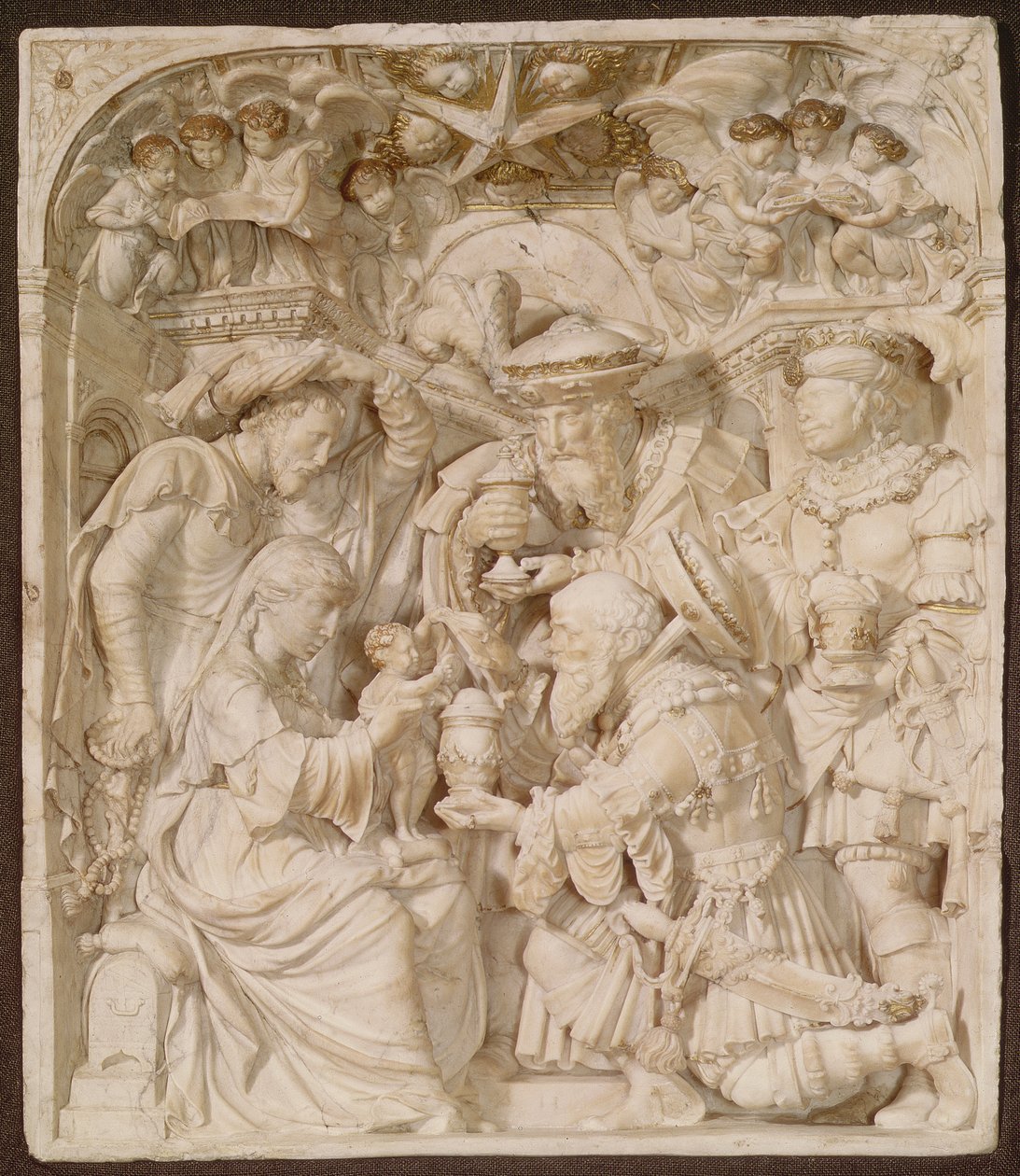 Tilbedelse av magi, alabast og malt forgylt relieff, flamsk, påskrevet `A.H., ca. 1540 av Flemish School