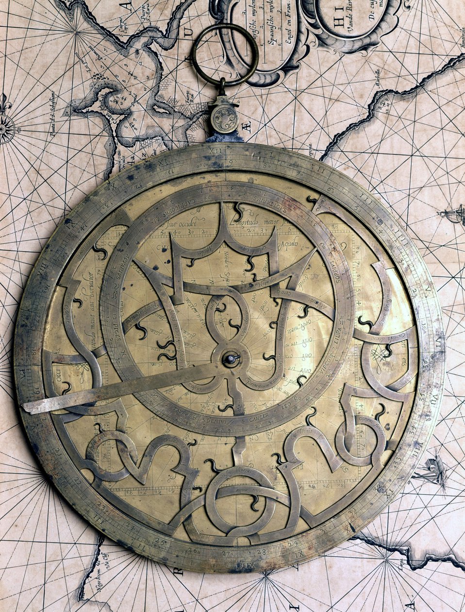 Flamsk astrolabium (Leuven) fra 1500-tallet. Museo del Castello, Milano av Flemish School