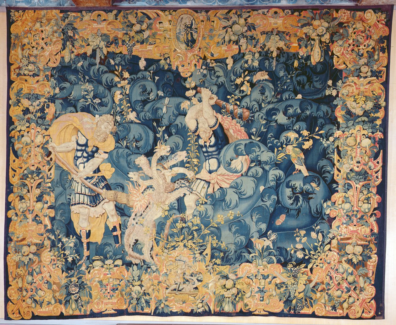 Hercules and the Lernaean Hydra, Audenarde Workshop (ull- og silketeppe) av Flemish School