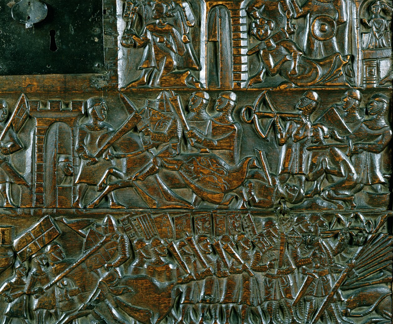 The Courtrai Chest som skildrer to scener fra slaget ved Golden Spurs utkjempet i Courtrai i 1302 (tre) (detalj) av Flemish School
