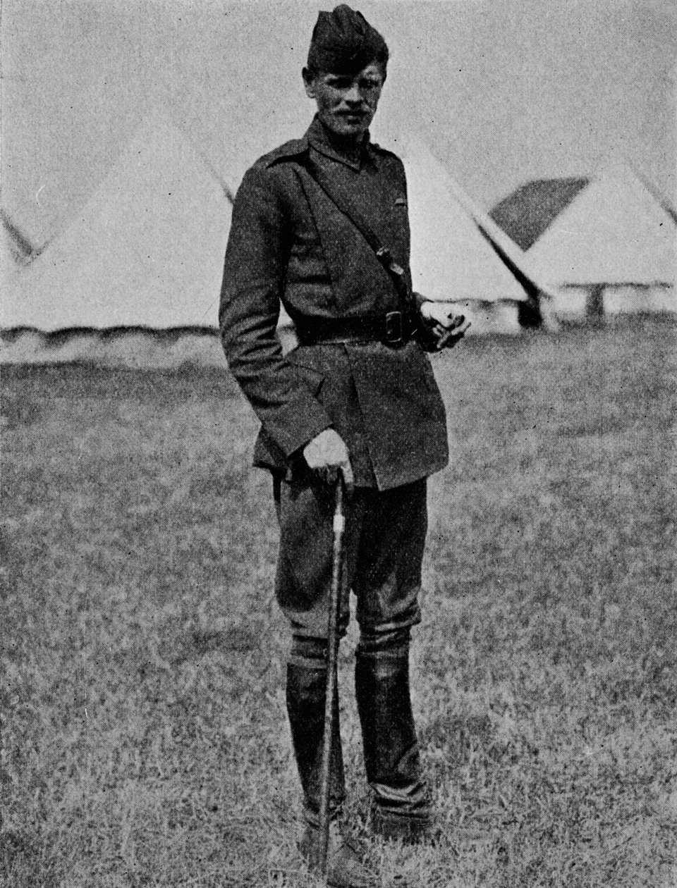 Løytnant BH Barrington-Kennett, den første adjutanten til RFC, 1912 1933 av Flight Photo