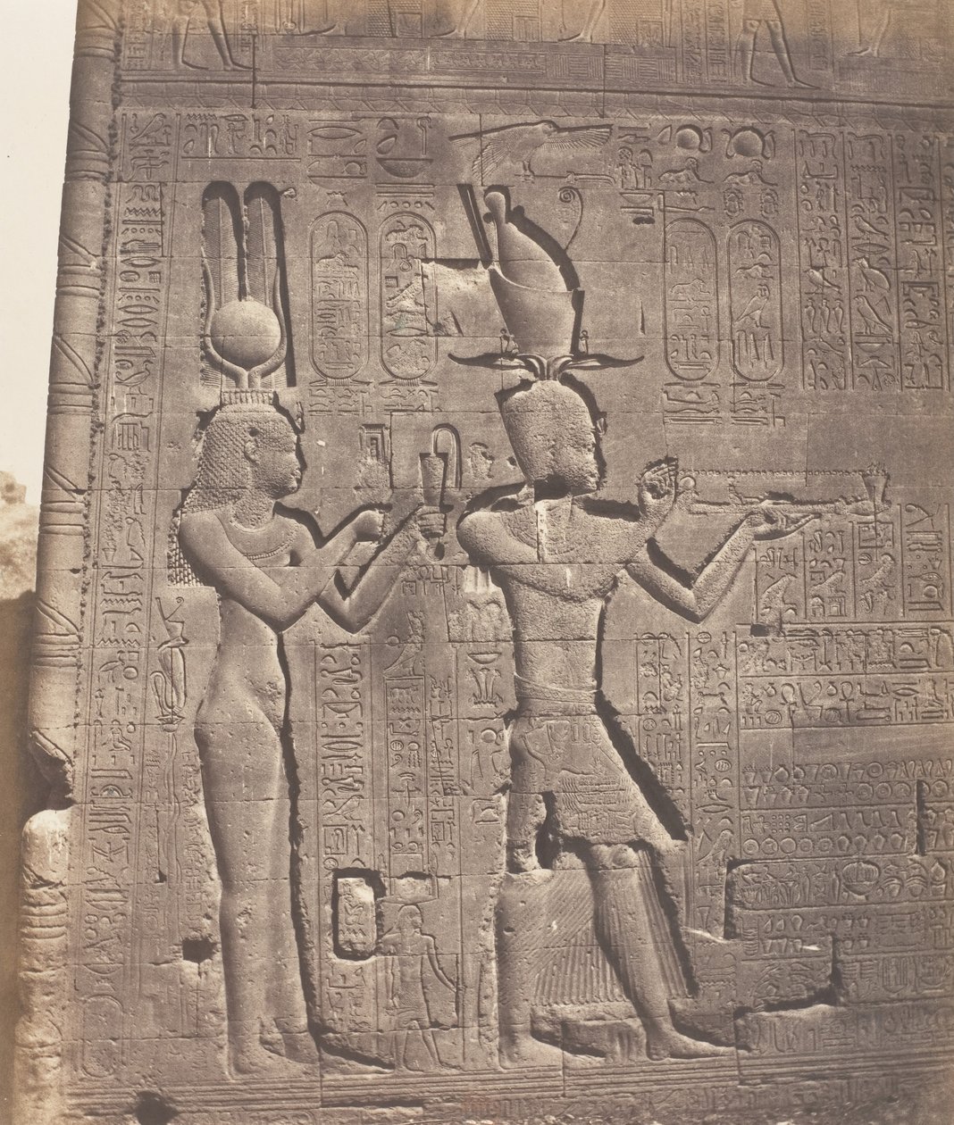Dendera Tentyris, Temple of Athor - Bakre ansikt - Cleopatra og ..., 1851-52, trykt 1853-54. av Félix Teynard
