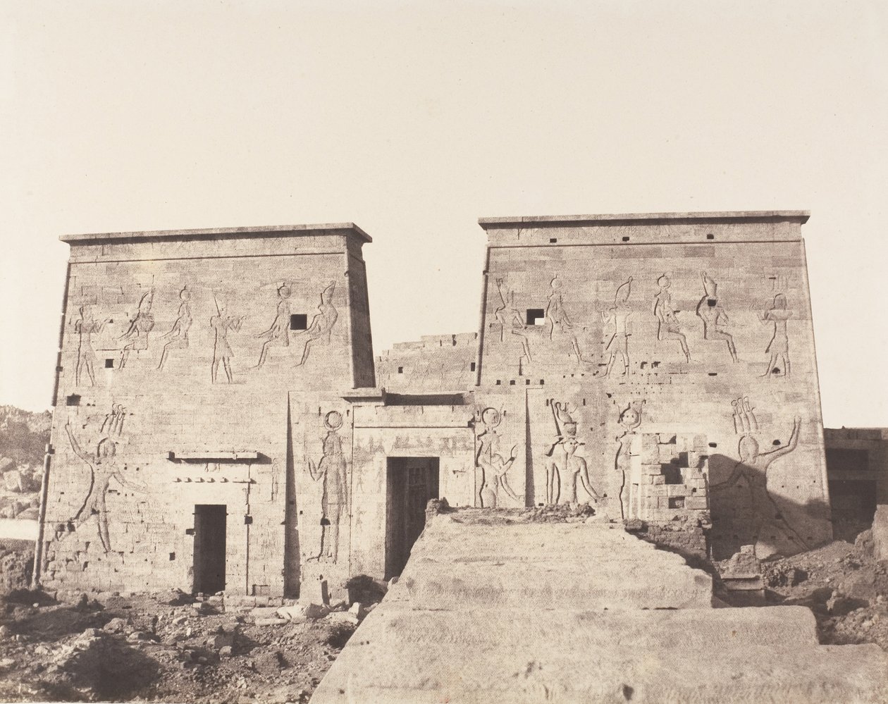 Island of Fileh Philæ, First Pylon - Utsikt tatt fra plattformen ..., 1851-52, trykt 1853-54. av Félix Teynard