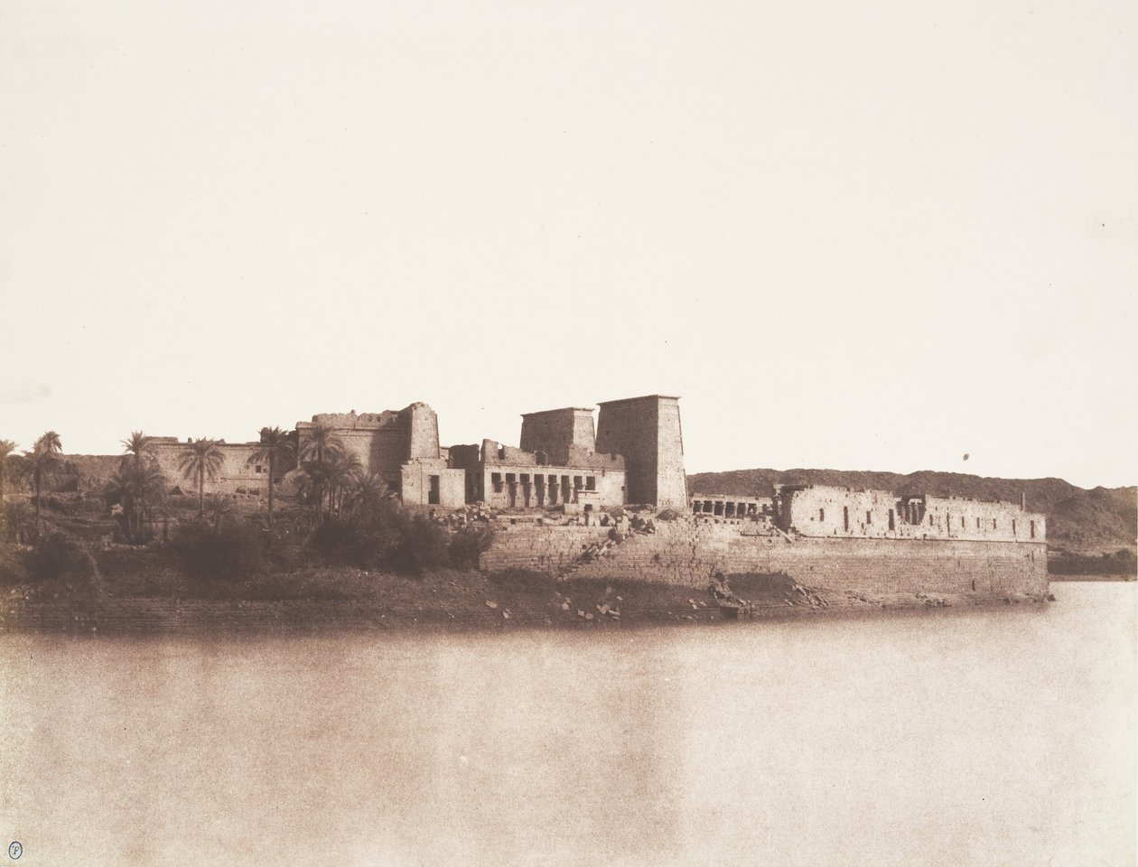 Island of Fileh Philæ, generell utsikt tatt fra nordvest ved punkt A, 1851-52. av Félix Teynard