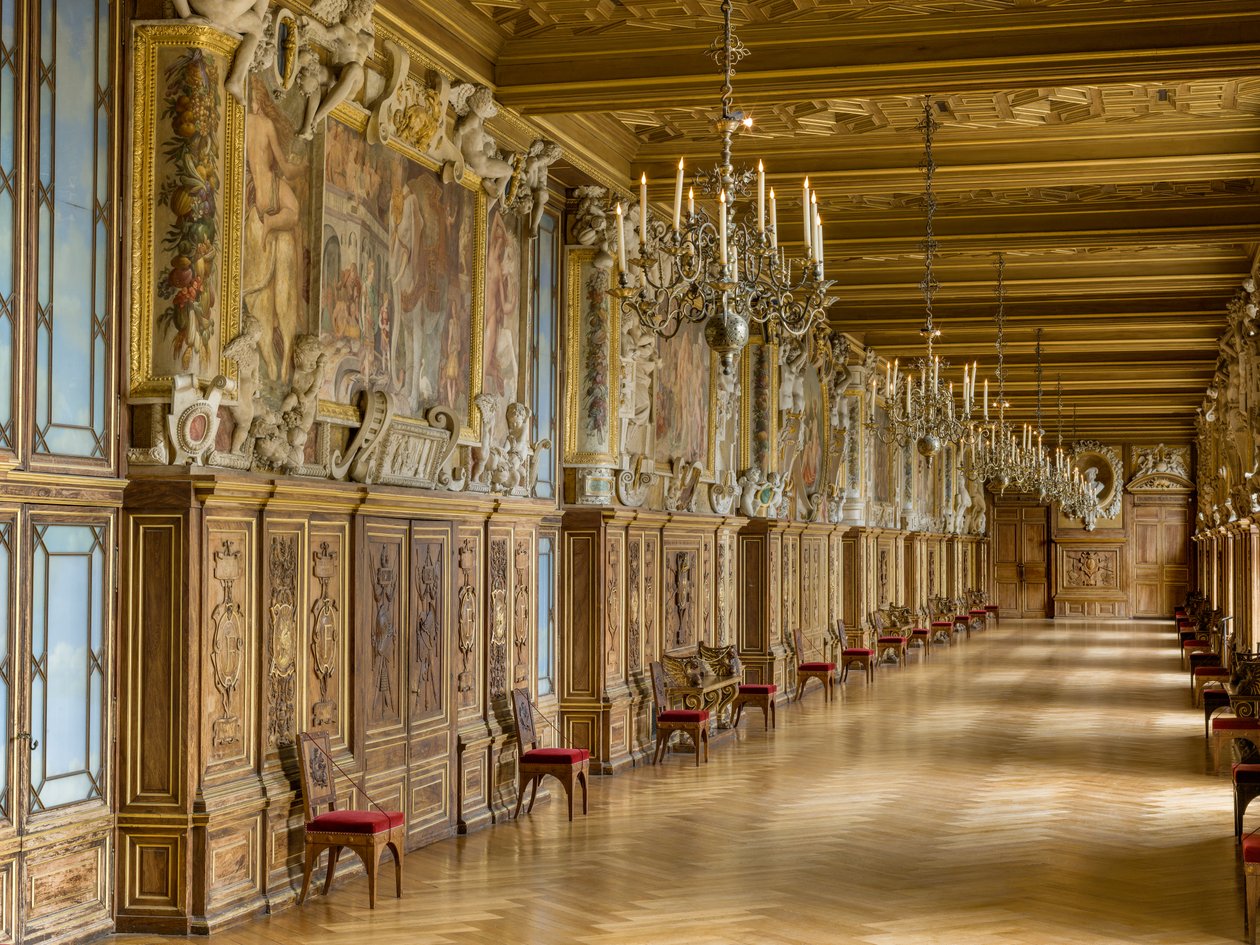  av Fontainebleau School