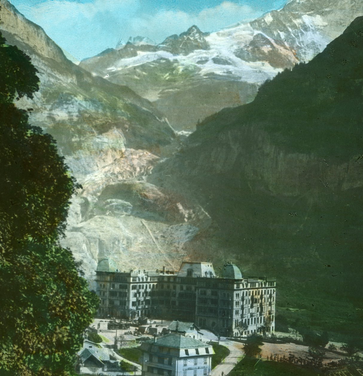 Bear Hotel, isbreen og Fiescherhorn, Grindelwald, Sveits, slutten av 1800-begynnelsen av 1900-tallet. av Fradelle and Young
