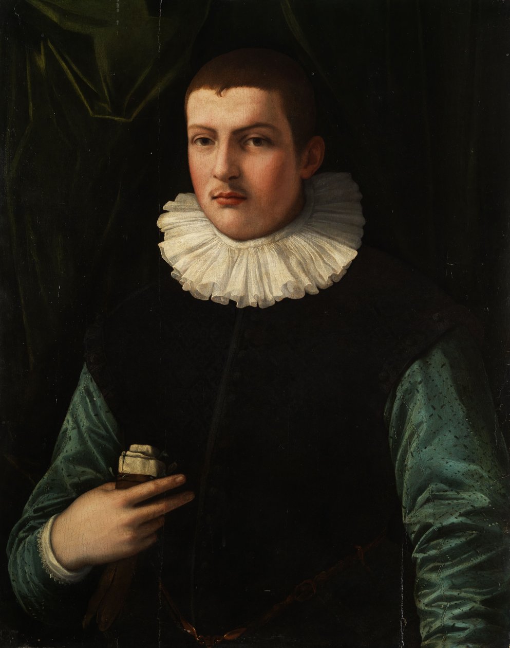 Portrett av en ung mann med ruff og hansker av i høyre hånd. av Francesco Traballesi
