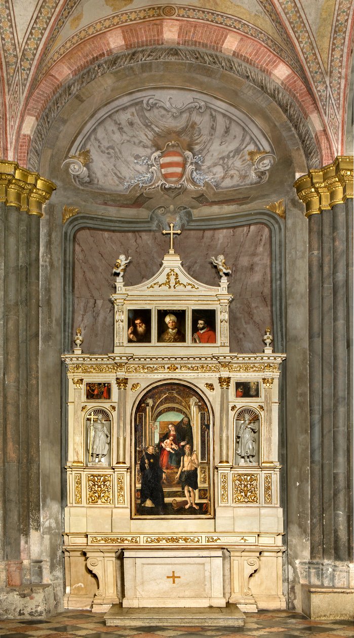 North Transept, St. Nicholas alter, Amigone and Friar Mabila 1495, Madonna Enthroned and Child St. Anne St. Nicholas of Tolentino and Jerome, Francesco Casella av Francesco Casella