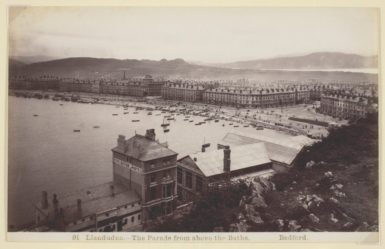 Llandudno - Paraden ovenfra badene, 186094. av Francis Bedford