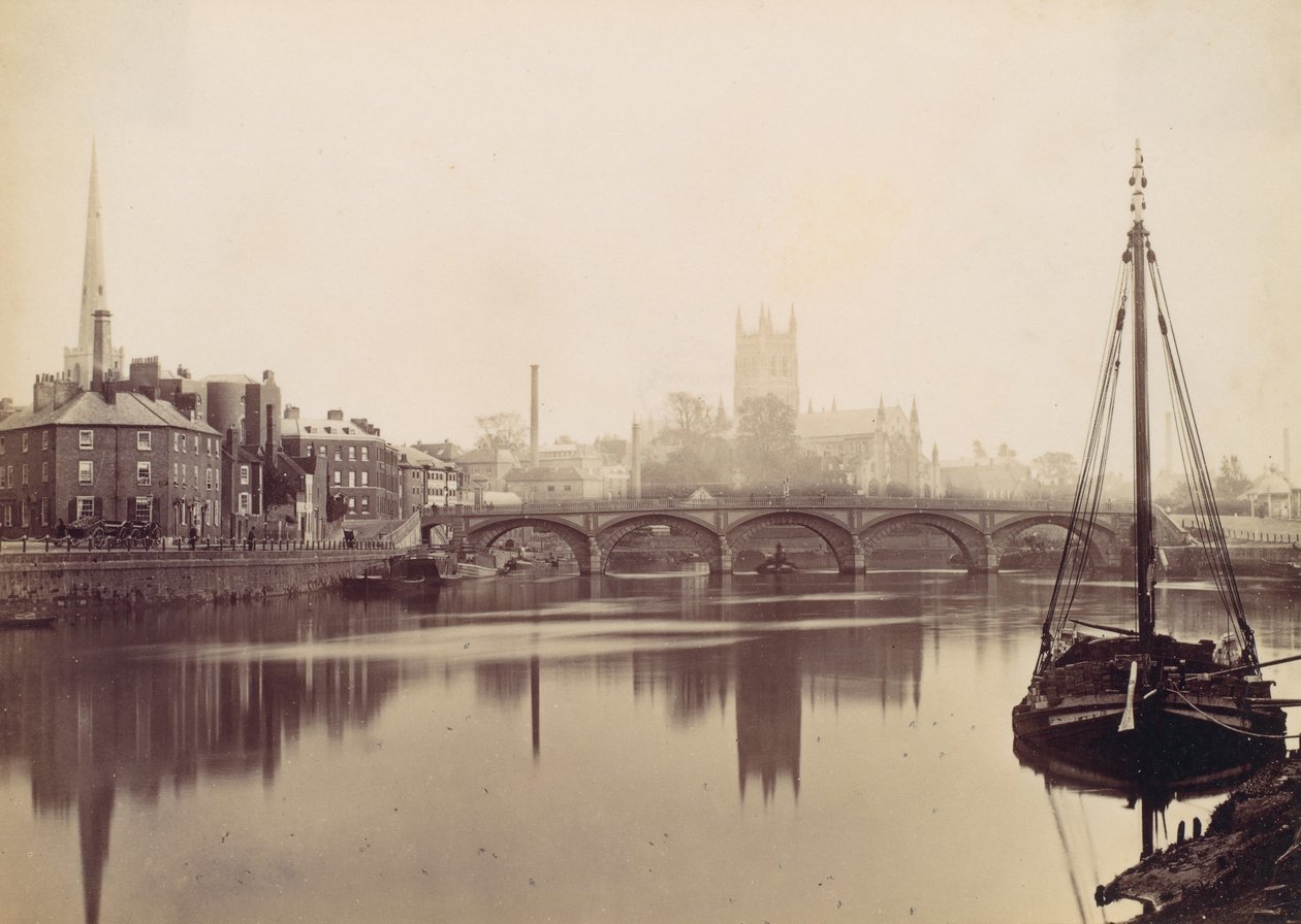 Worcester. Fra Severn, 1870-tallet. av Francis Bedford