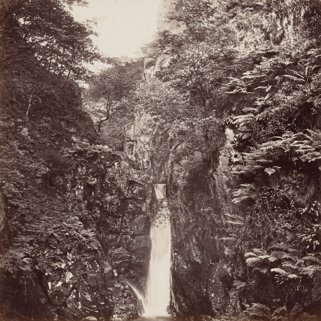 Dalegarth-fossen, Cumberland av Francis Frith