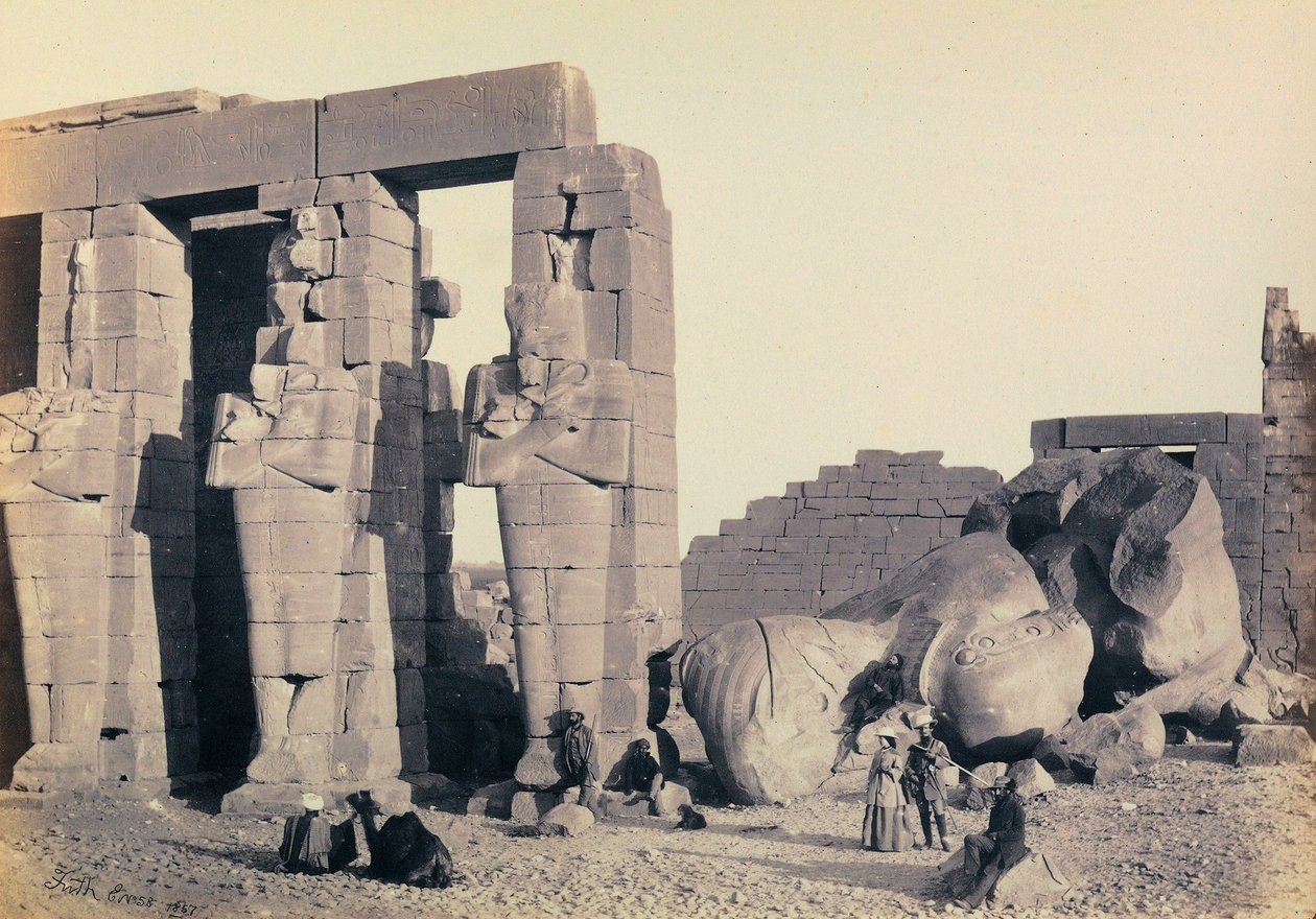 "Egypt og Palestina": detalj av de osiriske pilasterne i Ramesseum, begravelsestempelet til Ramses II, Theben av Francis Frith