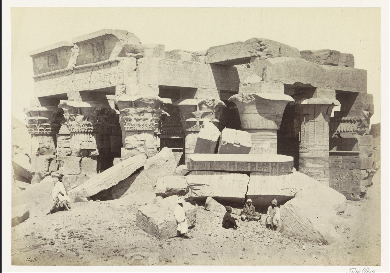 Utsikt over tempelet til Kom Ombo Kom igjen Ombo. NearView. (tittel på objekt) av Francis Frith