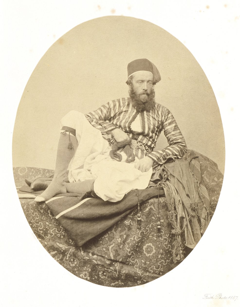 Portrett, tyrkisk sommerdrakt av Francis Frith